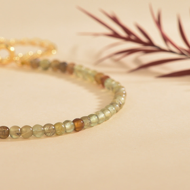 Verdant Blessings - Prehnite Gradient Bracelet